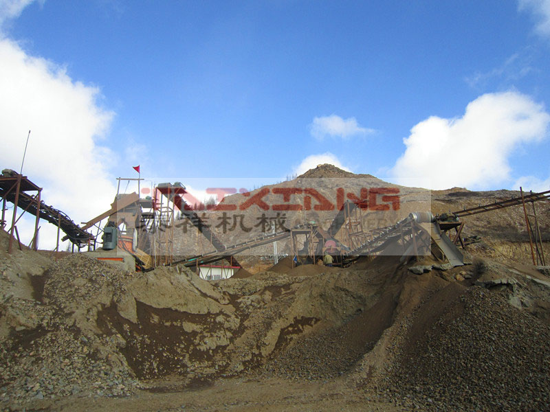 制砂生產(chǎn)線現(xiàn)場(chǎng)