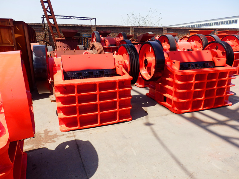 顎式破碎機(jī)設(shè)備